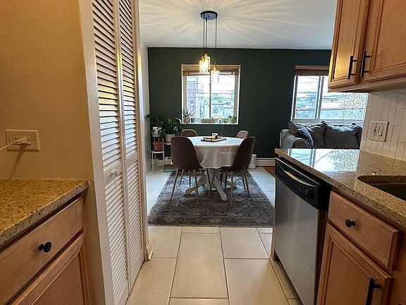 4th image of 1415 W Lunt Ave APT 212
