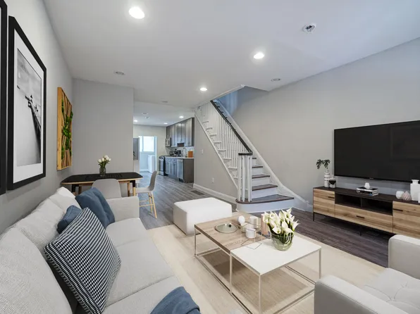 1502 S Bailey St, Philadelphia, PA 19146