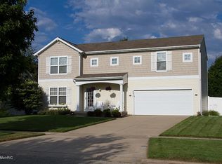 10932 Waterway Dr, Allendale, MI 49401