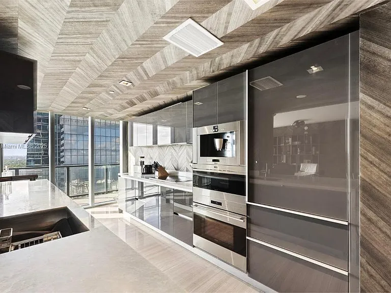 1451 Brickell Ave #5 — Photo 10