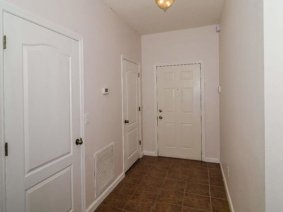 3rd image of 4817 Cypress Woods Dr