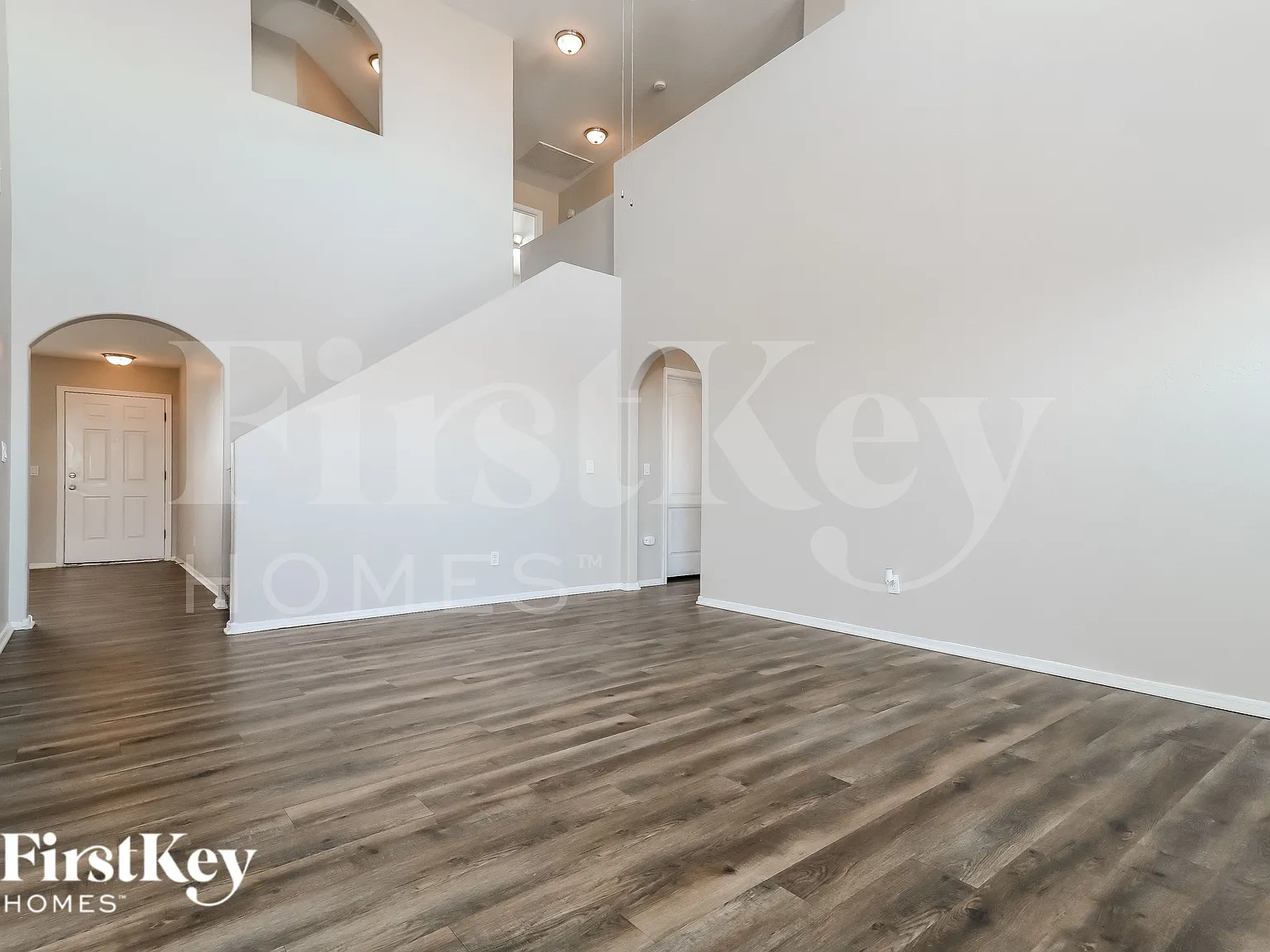 4 bed, 2.5 bath, 2142 sqft, $2,645 — Photo 2