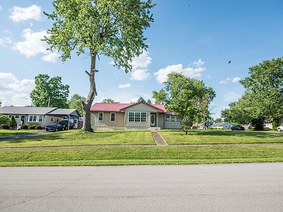4th image of 200 Marian Dr