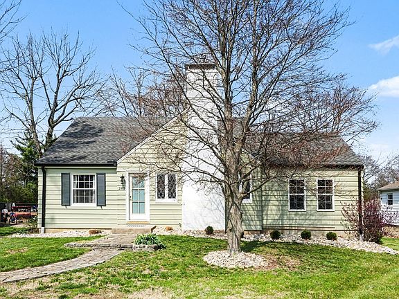 2nd image of 282 W Kemper Rd