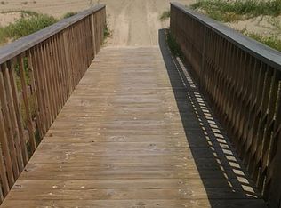 704 Nick Ln, Pt Bolivar, TX 77650