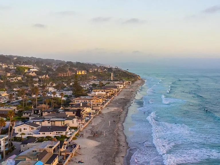 2028 Ocean Front — Photo 32