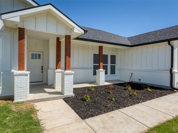 130 Denton Heights Ln, Weatherford, TX 76085