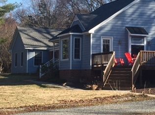 8363 Windsor Dr, Mechanicsville, VA
