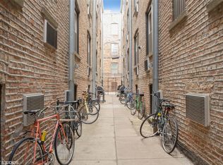 4862 N Rockwell St #4864-2S, Chicago, IL 60625