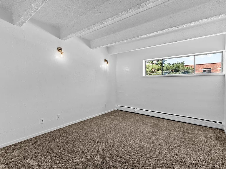 2401 S Gaylord St #204 — Photo 13