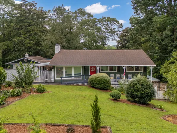 329 Wildwood Cir, Clarkesville, GA 30523