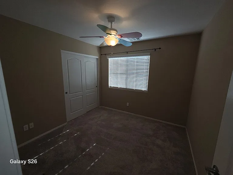21091 E Munoz St — Photo 11