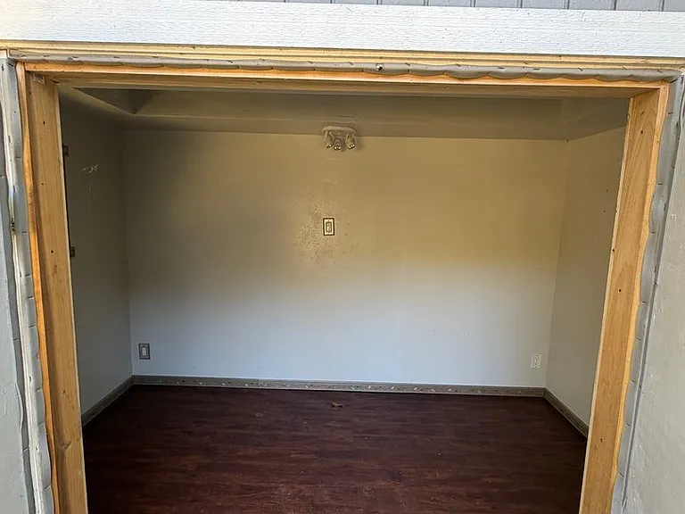 3823 Wilshire Ln — Photo 30