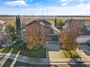 1240 Kirkhill Dr, Roseville, CA 95747