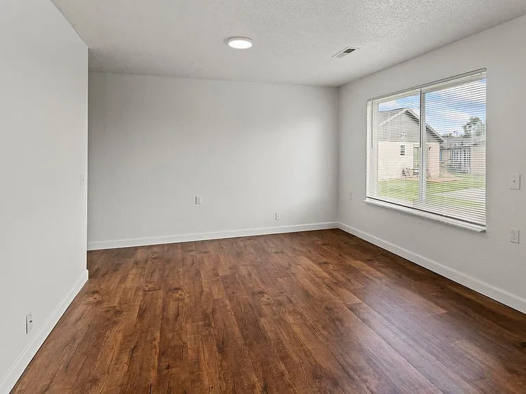 Metro Apartments At Bethalto — Photo 28