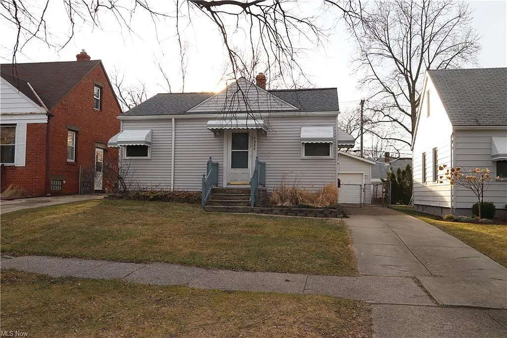 4388 W 57th St photo 1