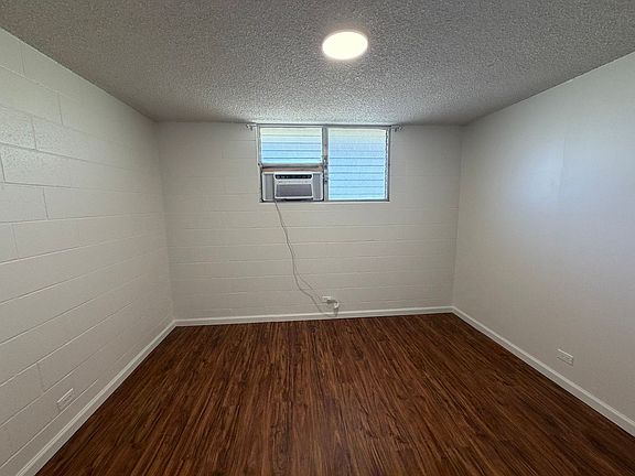5th image of 2750 Date St #G