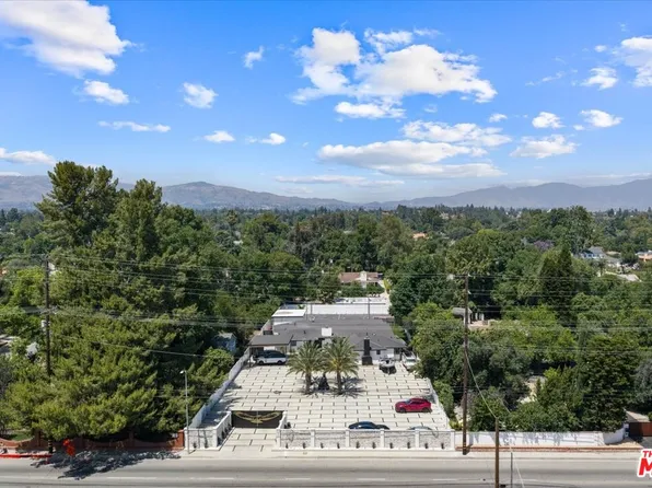 17211 Parthenia St, Northridge, CA 91325
