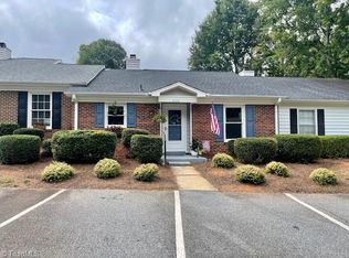 2616 Cottage Pl, Greensboro, NC 27455