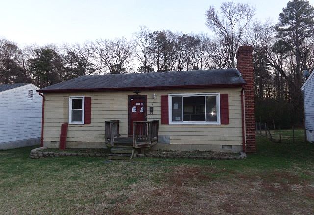 1st image of 19 N Spruce Ave