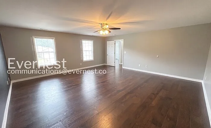 112 Grey Mare St — Photo 10