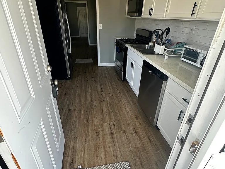 419 W Decatur Ave — Photo 24