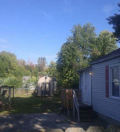 2nd image of 1315 Doris Dr