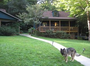 4 Last Resort Rd, Black Mountain, NC 28711