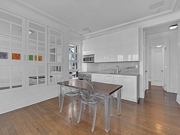 4th image of 2109 Broadway APT 1610