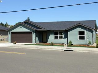 740 SE Tokay St, Winston, OR 97496