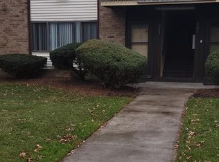 303 Cricket Ln, Woodbridge, NJ