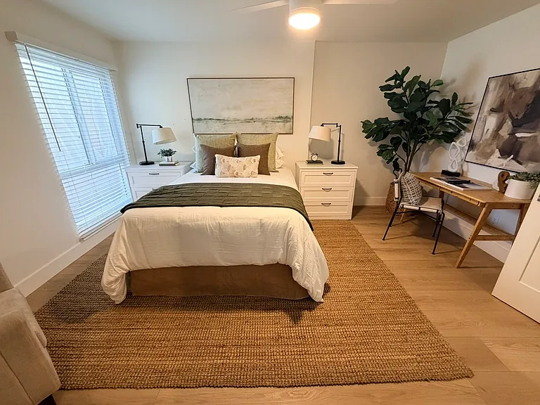 00-15501 Pasadena Ave #8 — Photo 8