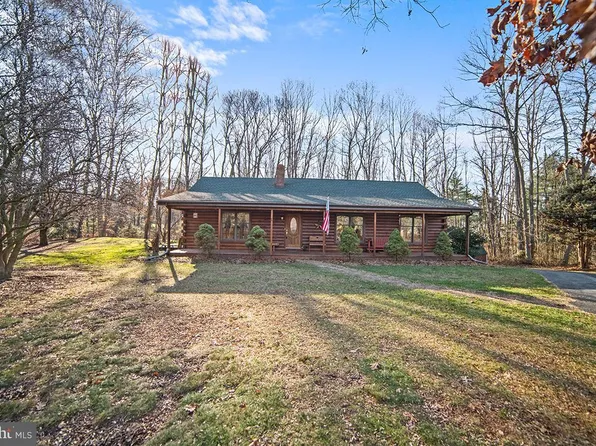 324 Sheep Hill Rd, Newmanstown, PA 17073
