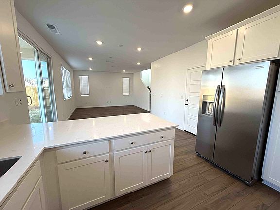 4th image of 7288 Legran Dr