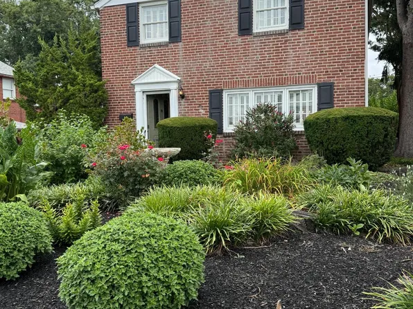 415 W Grays Ave, Glenolden, PA 19036