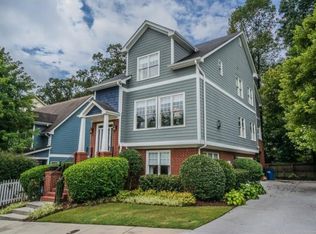 2160 Parkview Ln NW, Atlanta, GA 30318