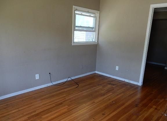4th image of 10534 Prestwick Dr