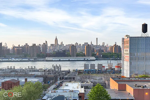 Rented by CORE | media 20