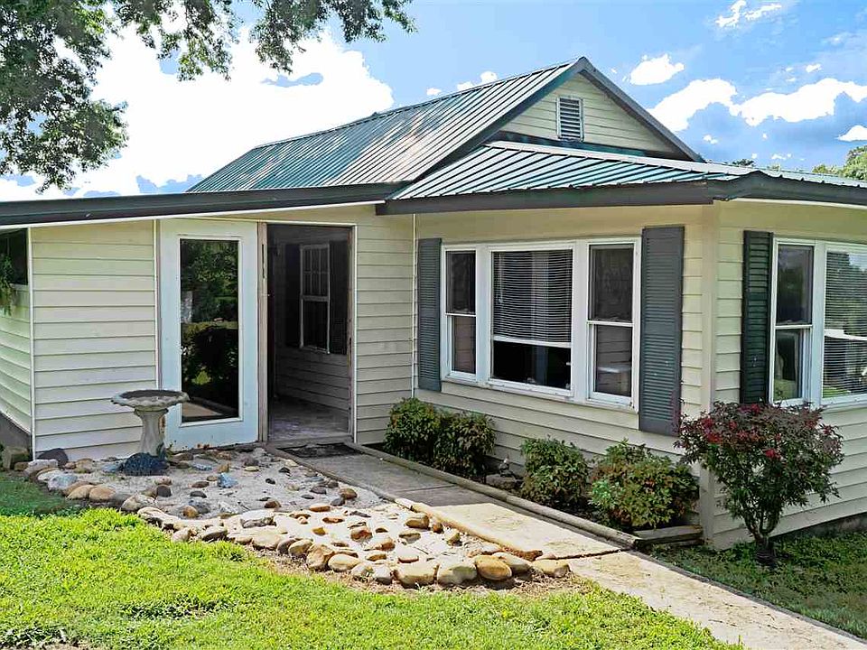 1st image of 124 Big Oak Dr
