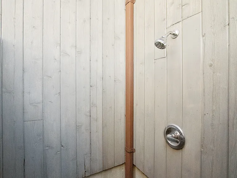 105 Benson Dr — Photo 21