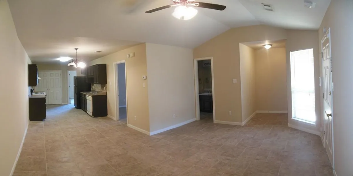 Building Photo - 515 Deloris Dr