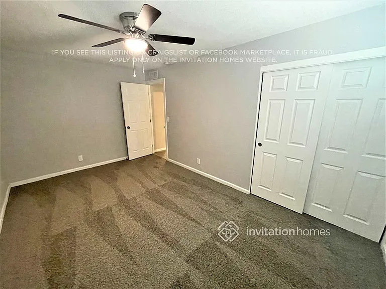 943 E Manhatton Dr — Photo 16