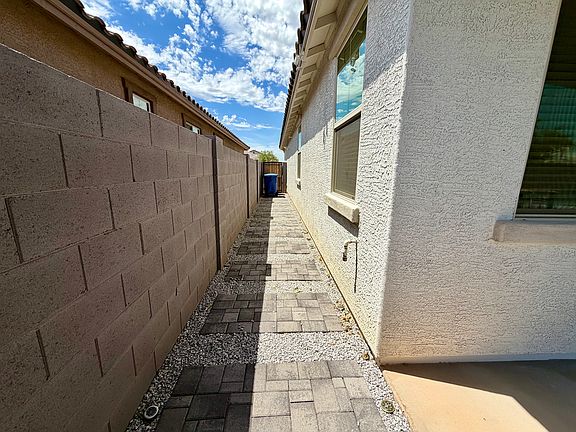 5th image of 3704 N 101st Dr