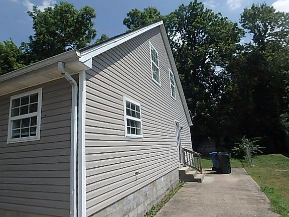 2nd image of 449 Scottsdale Cir