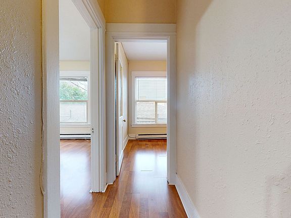 5th image of 317 Harvard Ave E #595