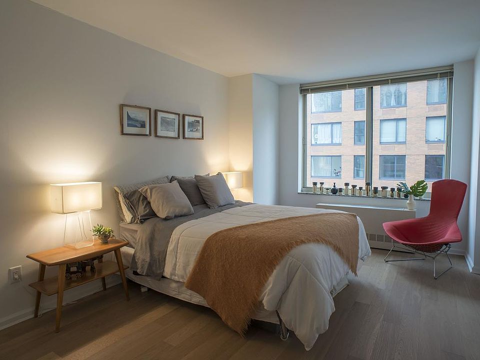 1st image of 400 Chambers St APT 12C