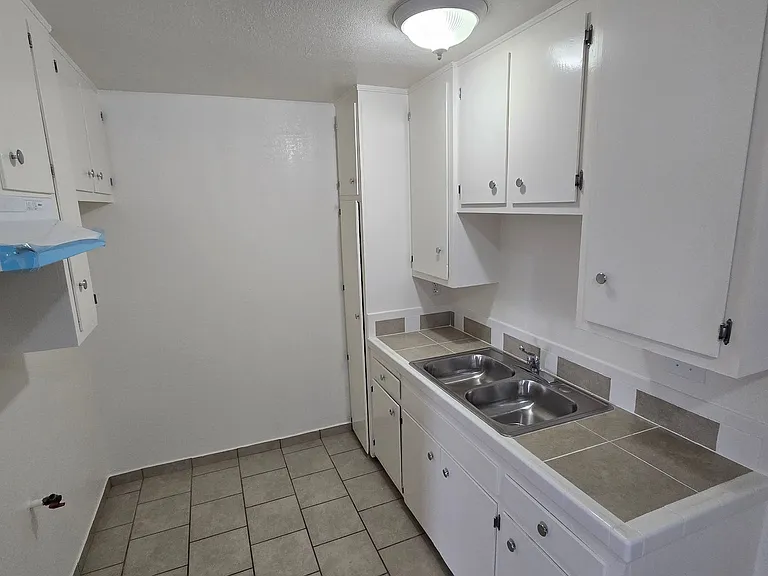 Baldwin Apartments — Photo 6