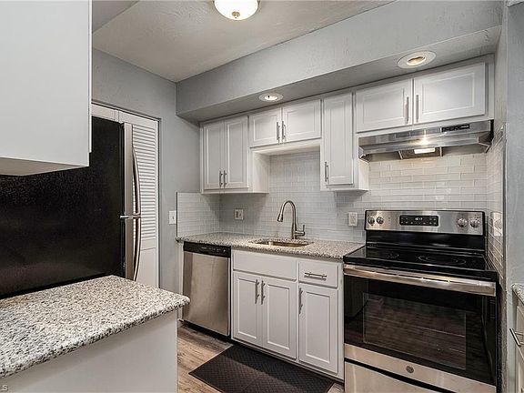 5th image of 8080 S Woods Cir Unit 14