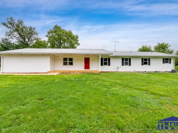 5102 Old Paris Rd, West Terre Haute, IN 47885