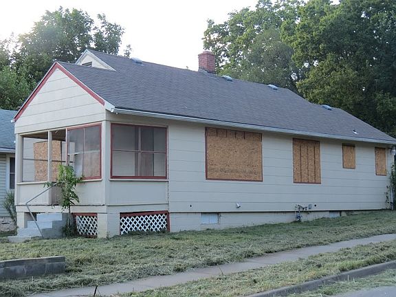 3rd image of 3620 E 43rd St